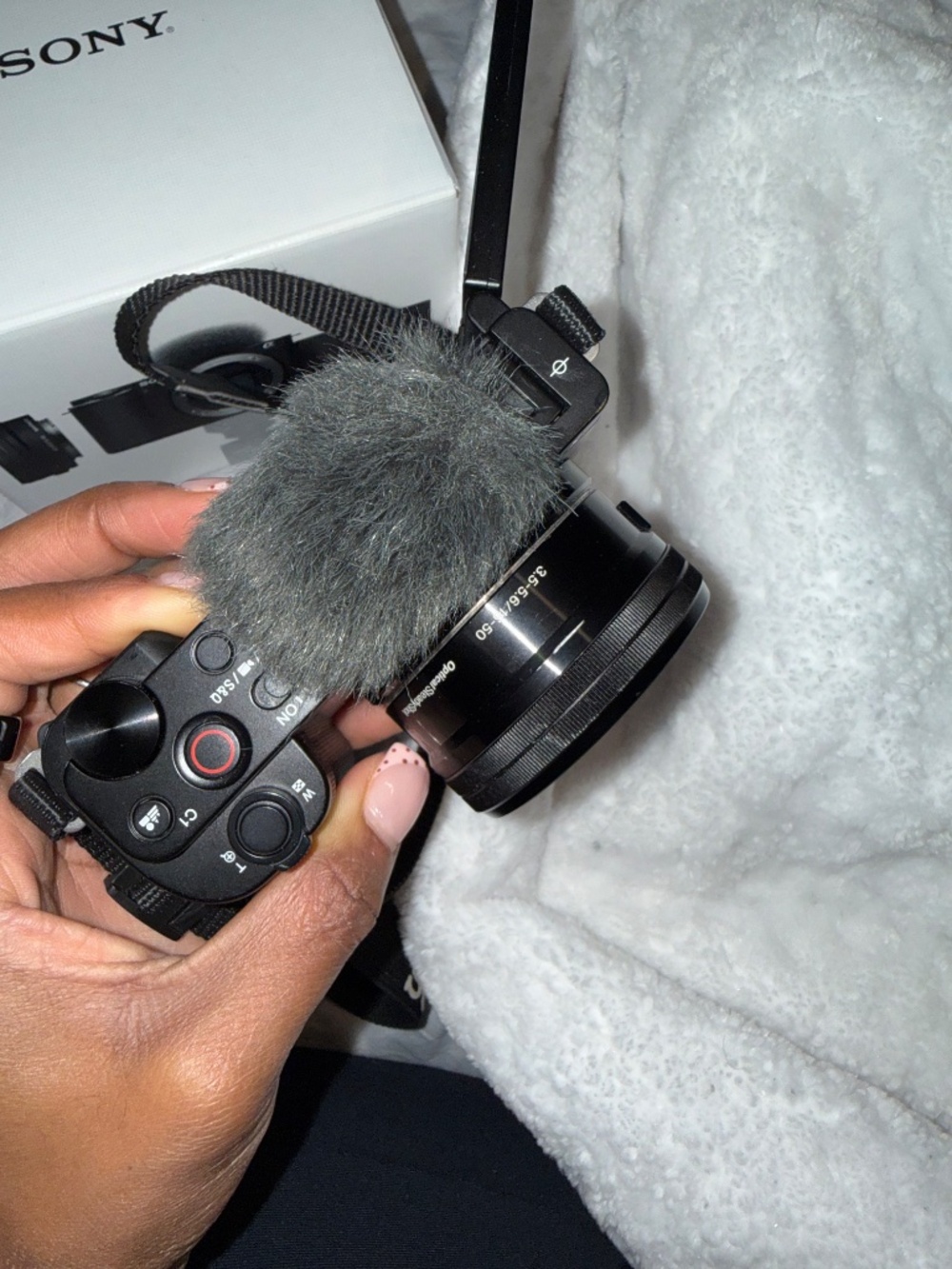Sony Camera - Picture 5 of 7